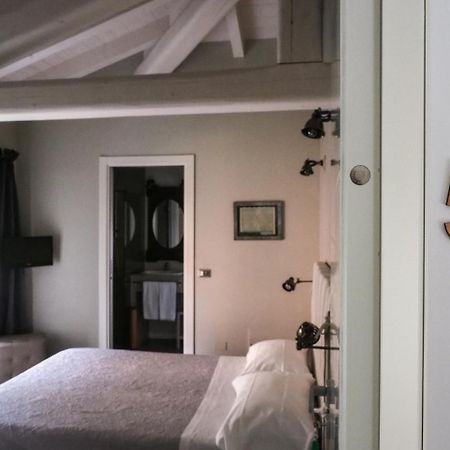 Corte Merighi Charming Rooms Verona Exteriör bild