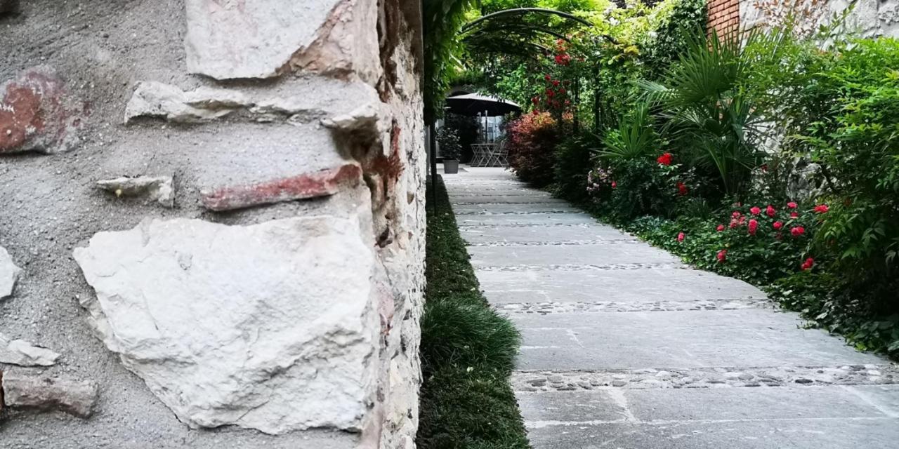 Corte Merighi Charming Rooms Verona Exteriör bild