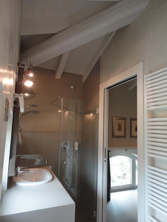 Corte Merighi Charming Rooms Verona Rum bild