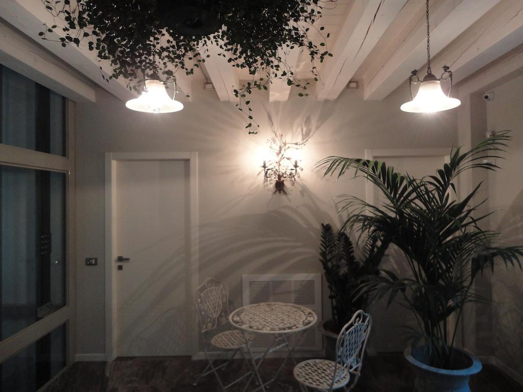 Corte Merighi Charming Rooms Verona Rum bild
