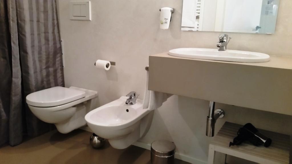 Corte Merighi Charming Rooms Verona Exteriör bild